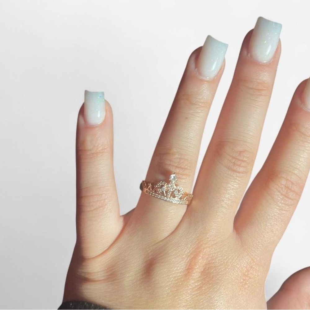 Claire's Rose Gold Crown Ring